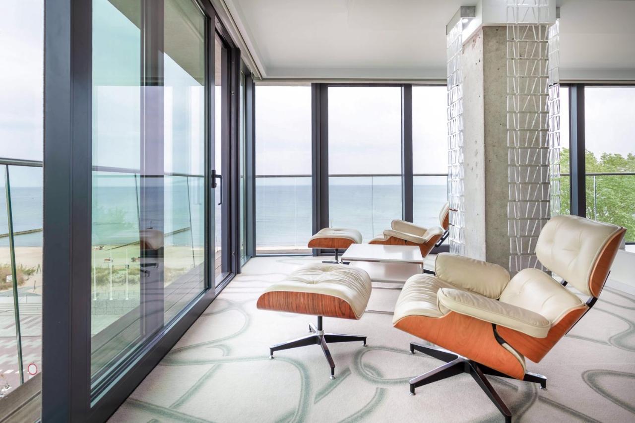 Marine Hotel By Zdrojowa Kołobrzeg Extérieur photo Interior of a penthouse