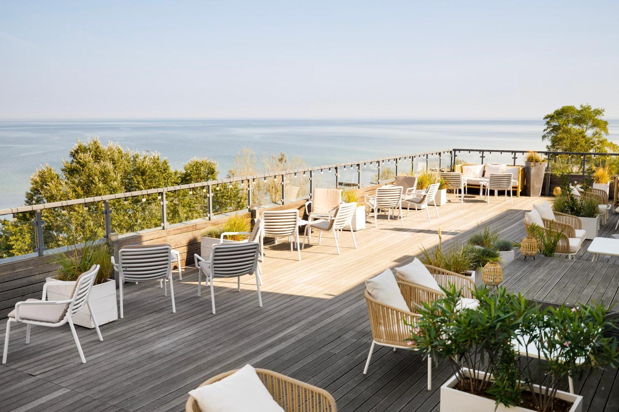 Marine Hotel By Zdrojowa Kołobrzeg Extérieur photo The rooftop terrace