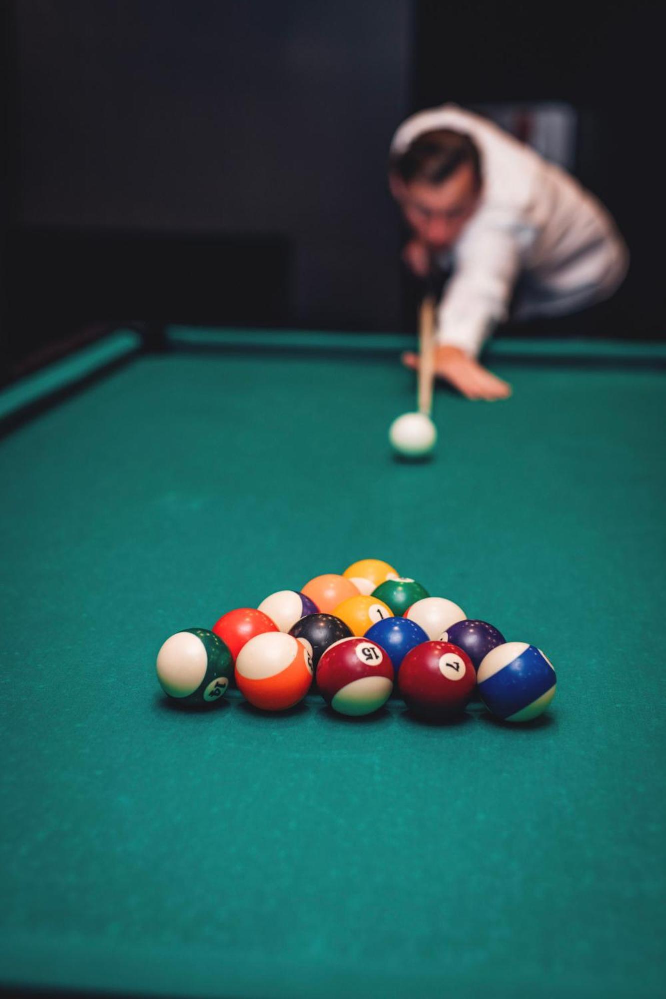 Marine Hotel By Zdrojowa Kołobrzeg Extérieur photo Pool balls